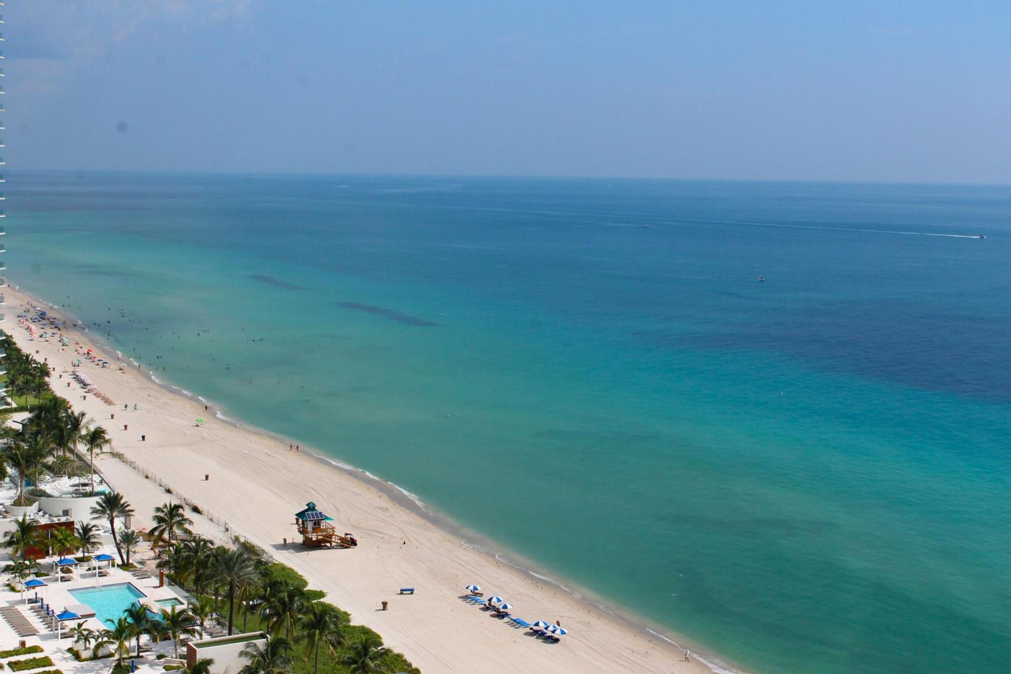 Marenas Beach Resort Sunny Isles Beach Buitenkant foto