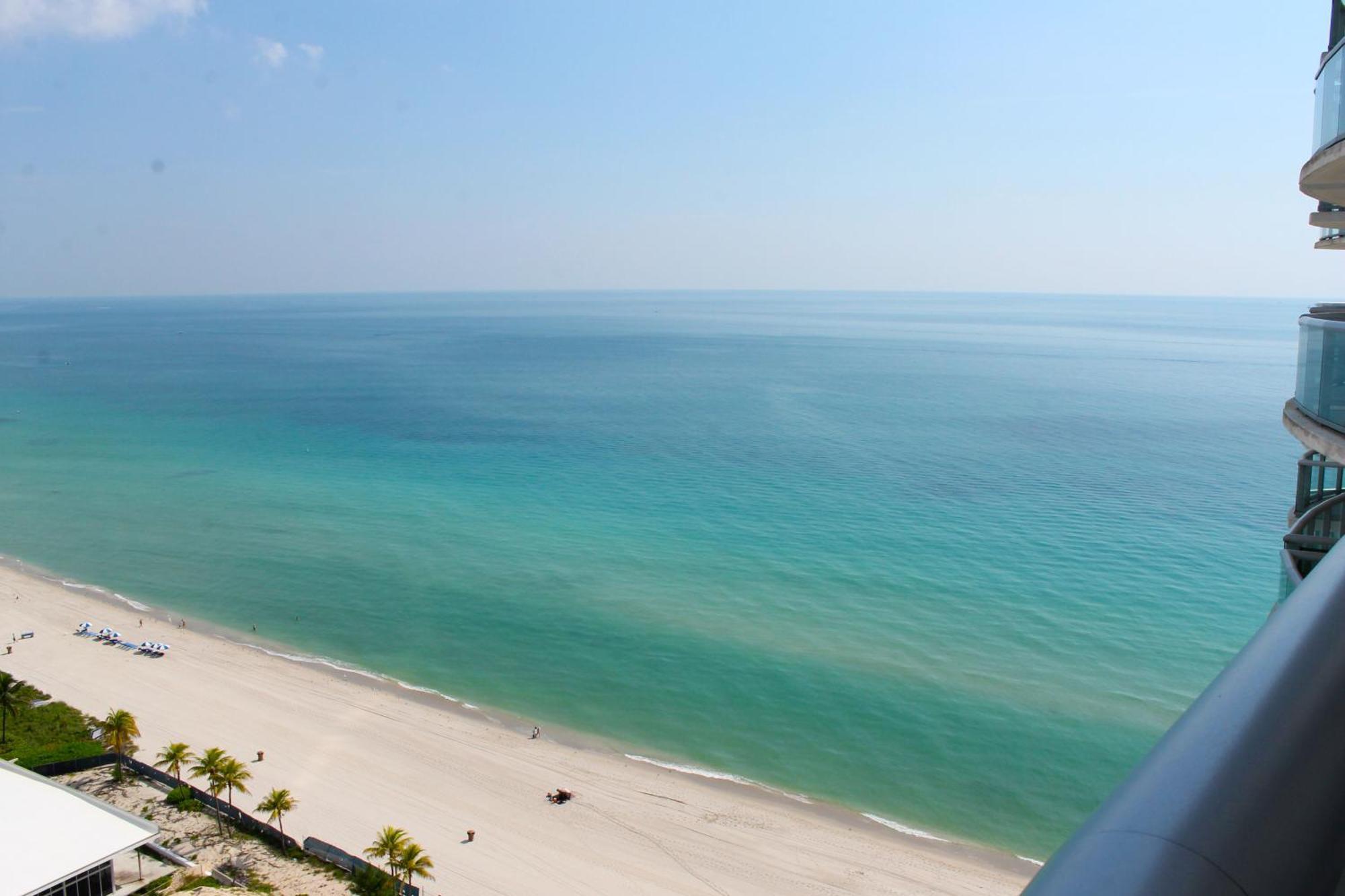 Marenas Beach Resort Sunny Isles Beach Buitenkant foto